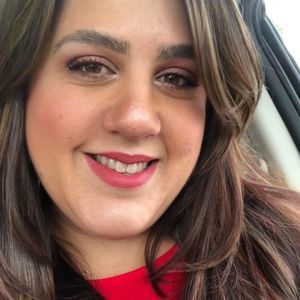 Meet your Posher, Carmela